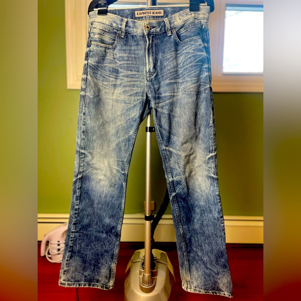 Express kingston classic fit straight leg